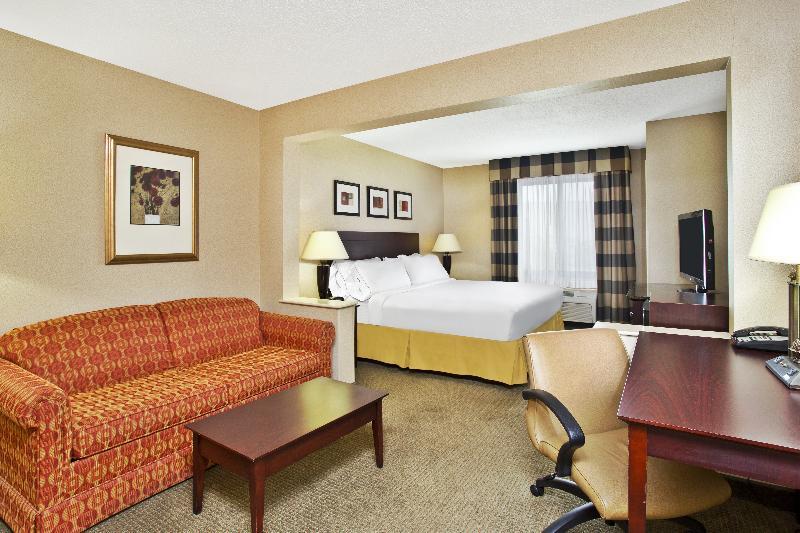 Holiday Inn Express & Suites Bradley Airport By Ihg Windsor Locks Exterior photo
